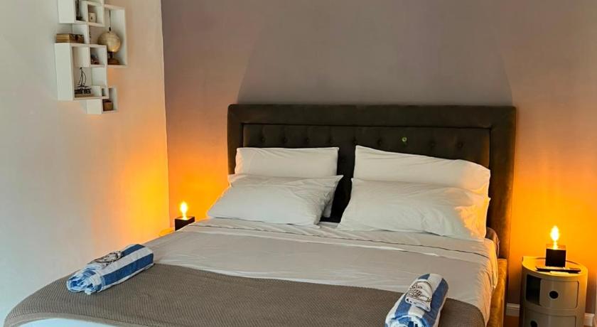 Residence Villa Alba - B&B Suite Disposition 555 Al Vittoriale