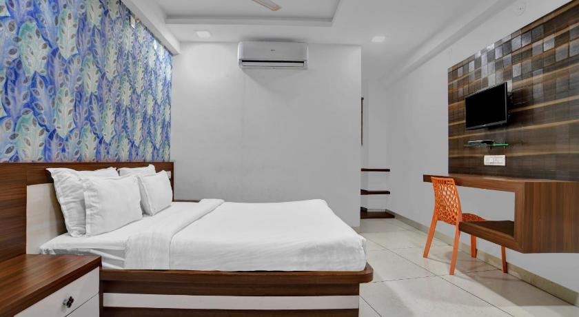 Collection O Jineshwari Hotel - image 14
