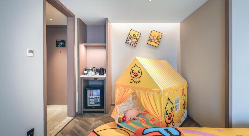 Atour Hotel Qingdao May Fourth Square Hisense Plaza - image 7