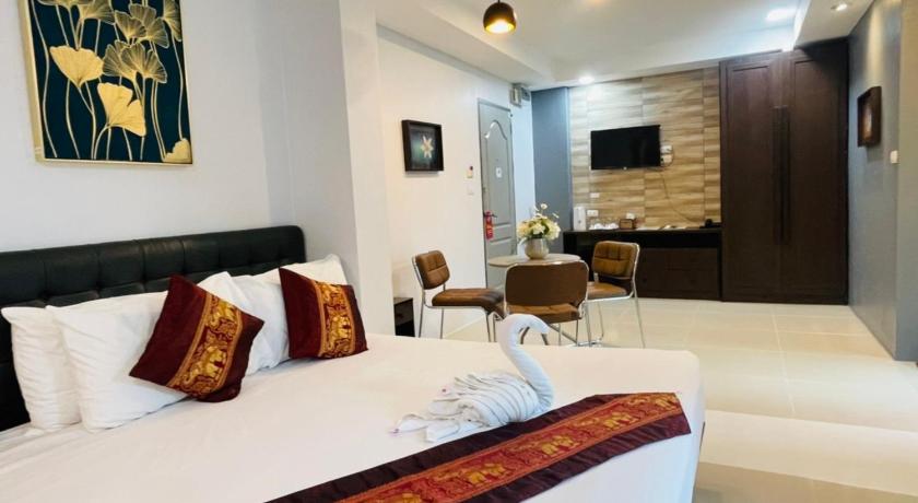 Image of Deluxe Family Suite 0