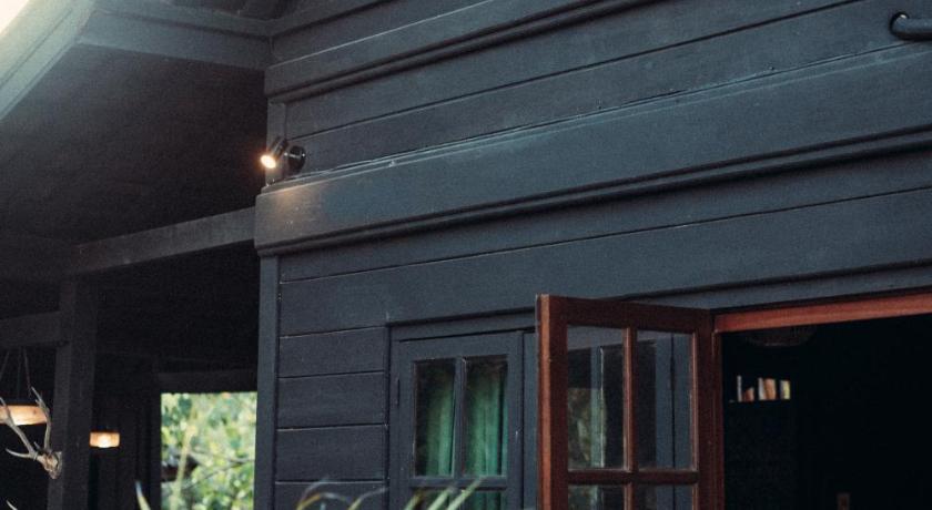 The Corduroy Hotel - image 35