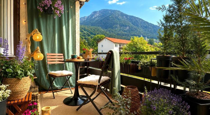 Bergauszeit AlpenBase Oberstdorf mit Südbalkon & Bergblick in Top-Lage im Allgäu