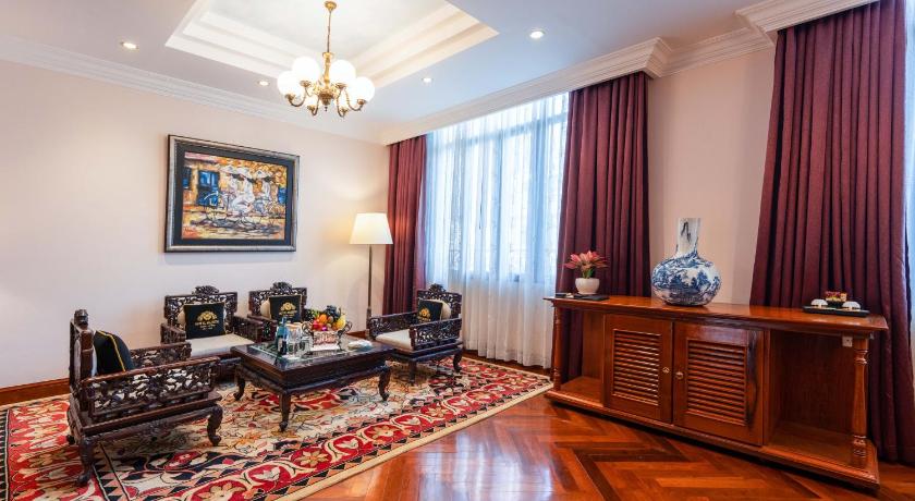 Prezidenta "suite" numurs (Presidential Suite) attēls 8