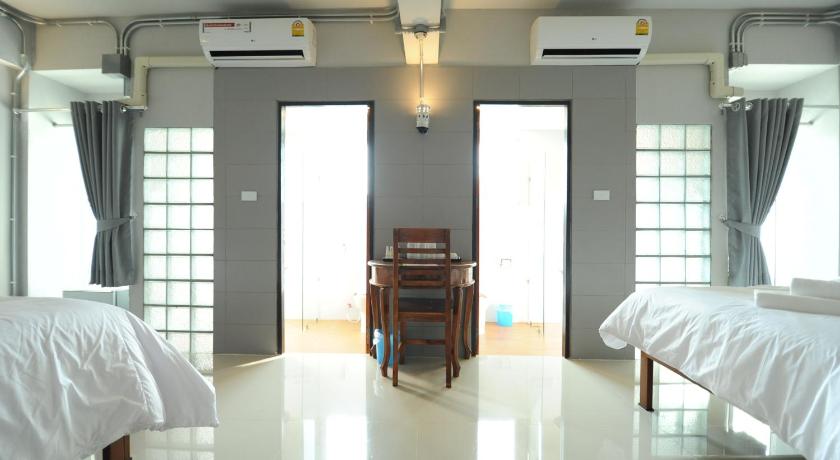 Image of Quadruple Room 1