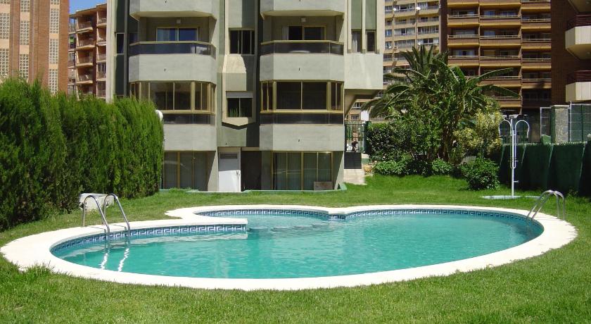 Apartamentos Torre Gerona photo