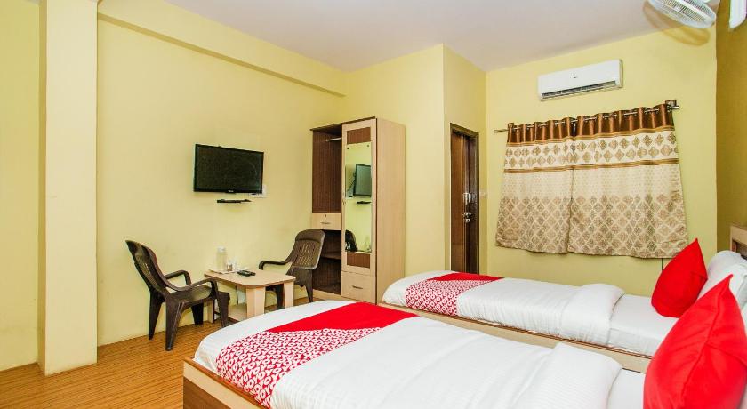 Hotel O by OYO Alankar Residency - image 10