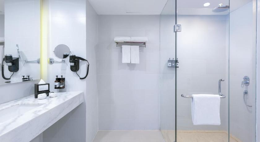 Image of THE LOFT 2