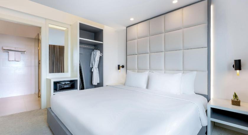 Image of THE LOFT 1