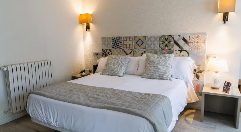Image of Deluxe Double Room 1