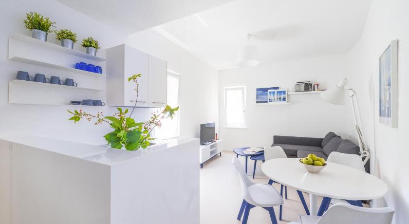 Puolo Seaside Apartment