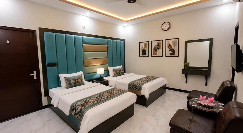Galaxy Inn Guest House - image 10