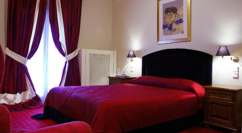 Image of Suite with Mountain View 7