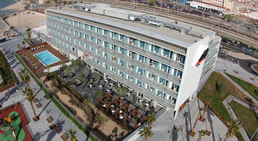 Atenea Port Barcelona Mataro