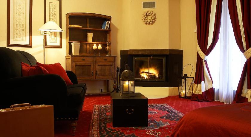 Image of Suite with Mountain View 5