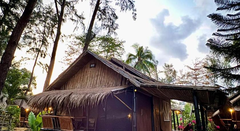 Eco Lanta Hideaway Beach Resort - image 22