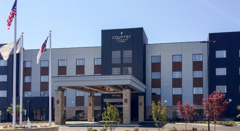 Country Inn & Suites by Radisson, Smithfield-Selma, NC