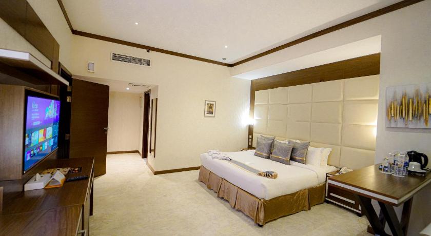Image of One Bedroom Junior Suite 3