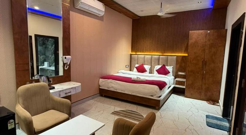 Hotel Mitra Inn - image 10