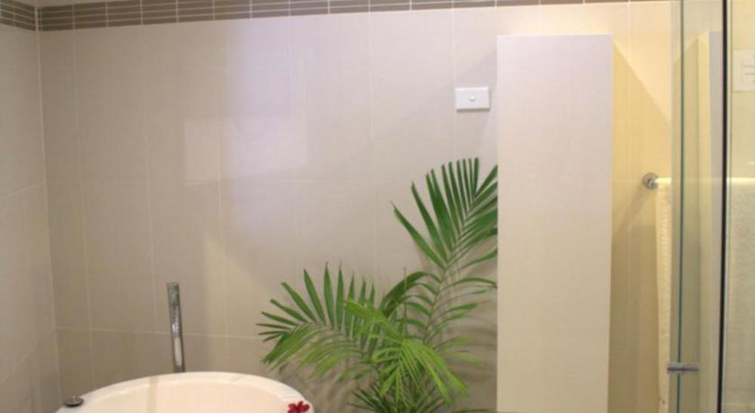 Image of Executive Suite 11