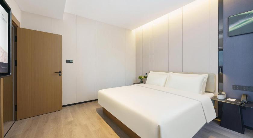Atour Hotel Qingdao May Fourth Square Maikaile - image 48