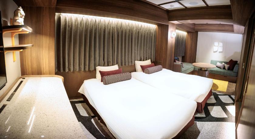Image of Superior Twin Room 1