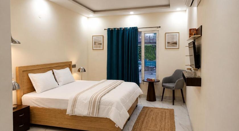 Hotel Brothers Near Tau Devi Lal Stadium