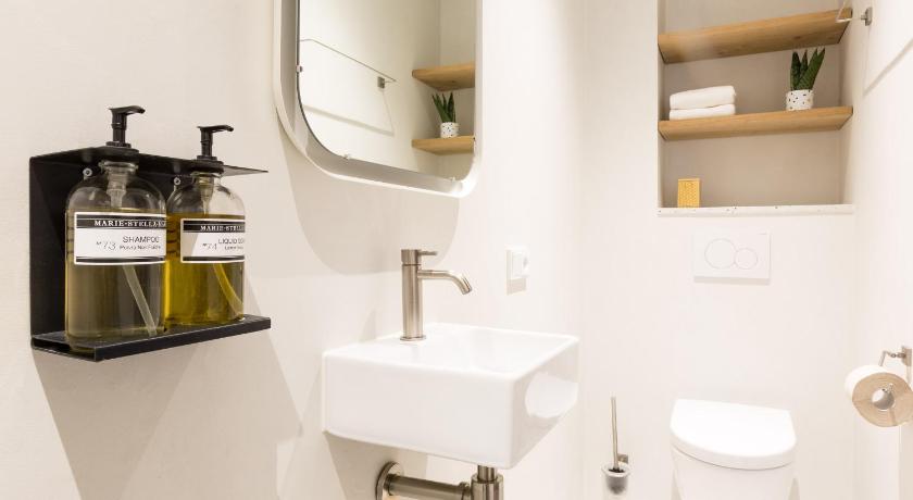 Kith & Kin Boutique Apartments photo