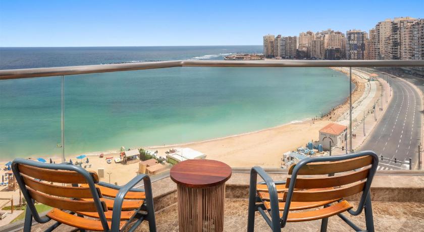 Bild av King Suite with Full Sea View 7