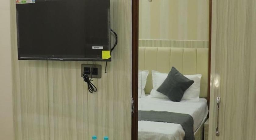 Amritsar view hotel near golden temple - image 15