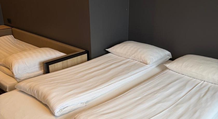 Image of Triple Room 9