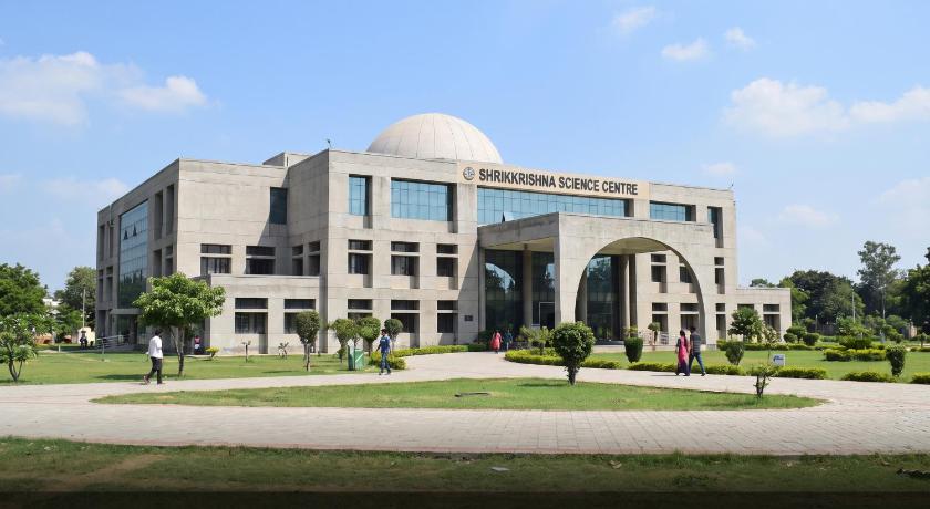 Super Hotel O Patliputra Golambar - image 21
