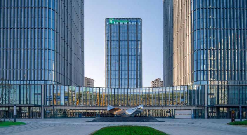 Holiday Inn Express Qingdao Northern West Coast By IHG - image 2