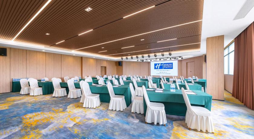 Holiday Inn Express Suzhou Shantang Street - image 13