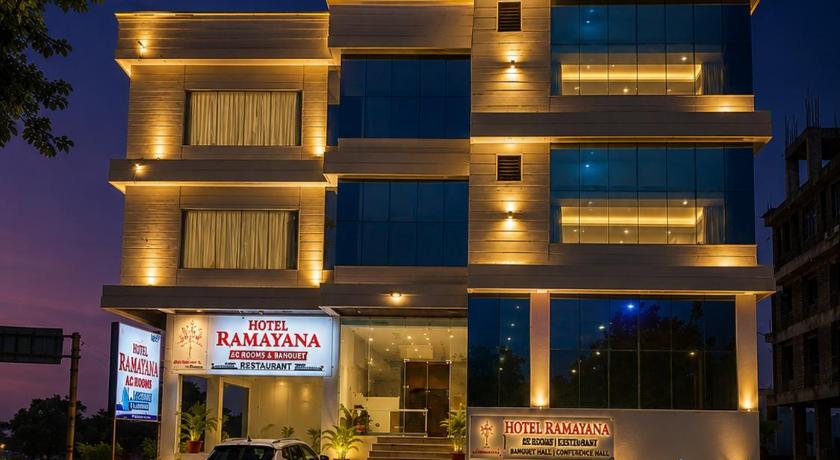 Hotel Ramayana - image 2
