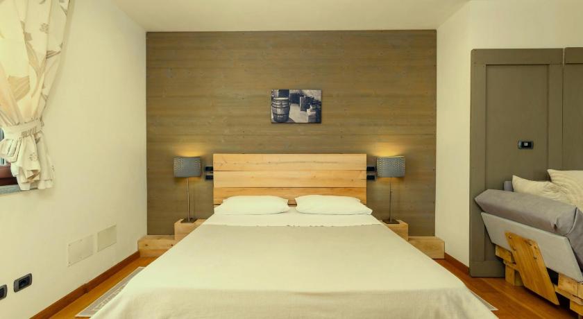 Ca'Luna Guest House