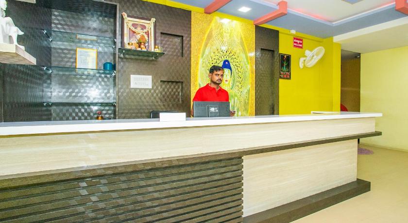 Hotel O by OYO Alankar Residency - image 6