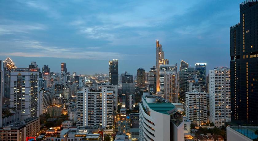 Image of Luxury Room, Guest room, 2 Double, Skyline view 3