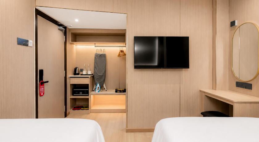 Ming Star Hotel - image 20