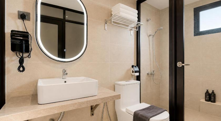 Image of Premium Family Room 2