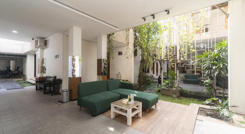 Urbanview Java Living Sigura Gura - image 16