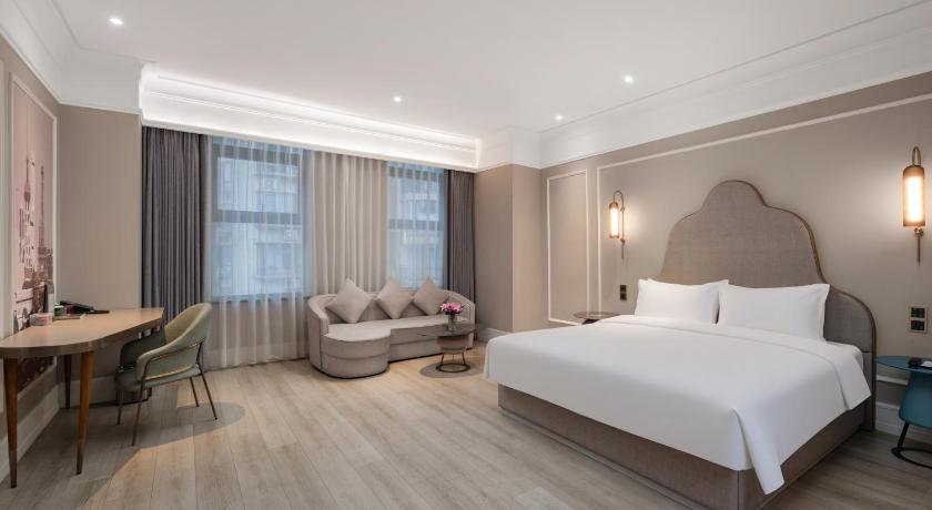 Image of Executive Room 1 King Bed 0