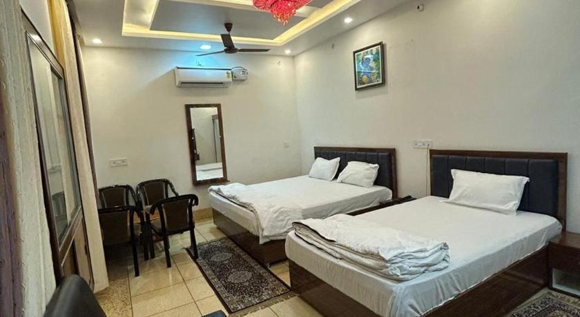 Kalash Guest House - image 14