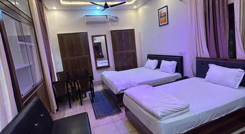 Kalash Guest House - image 25