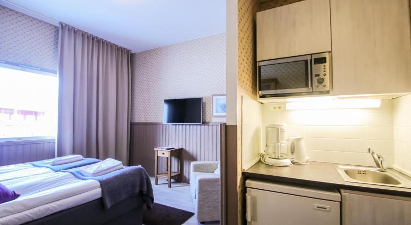 Image of Standard Twin Room with Sauna 9