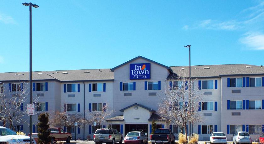 Entrance, InTown Suites Extended Stay Select Denver - Aurora South in Denver (CO)