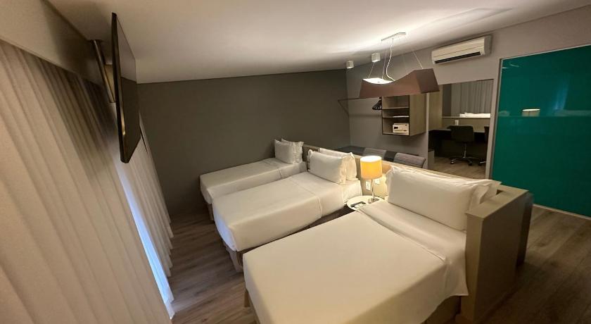 Image of Superior Triple Room 1