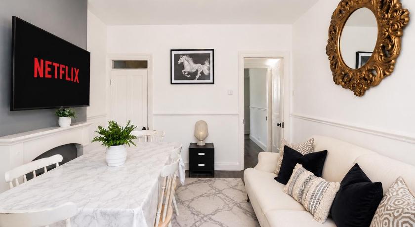 Canterbury City Centre House - Parking and Hot Tub