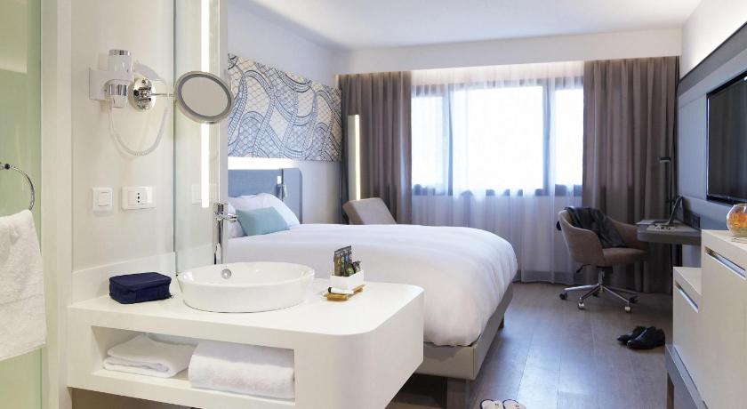 Photo de Novotel Cotonou Orisha - Réservation à prix Agoda