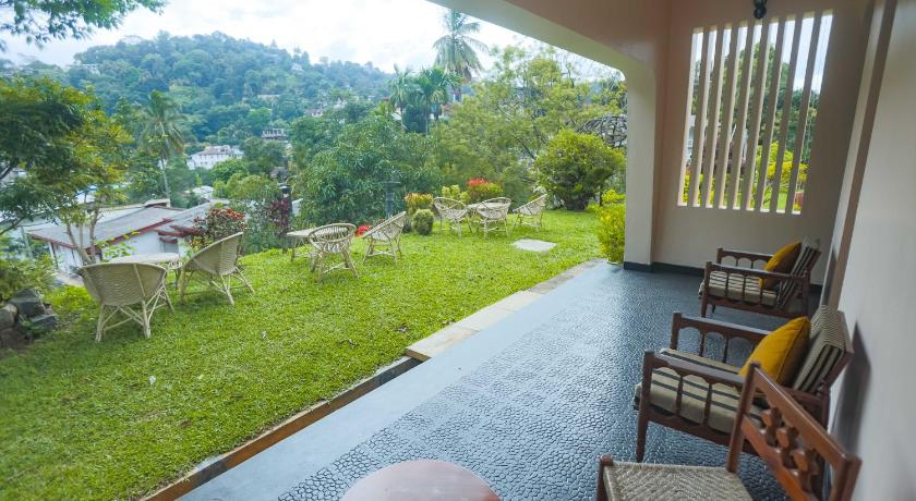 Royal Eco Lodge - image 8
