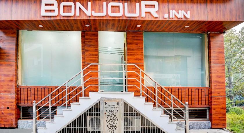 HOTEL O BONJOUR .INN NEAR CROWN PLAZA - image 33